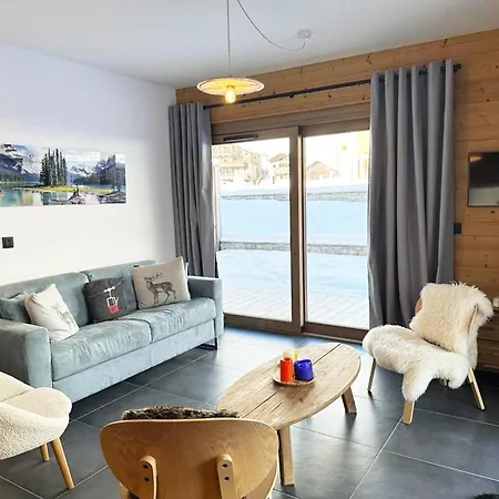 Neuf Avec Terrasse Et Parking A Champagny-en-vanoise - Fr-1-638-4 *