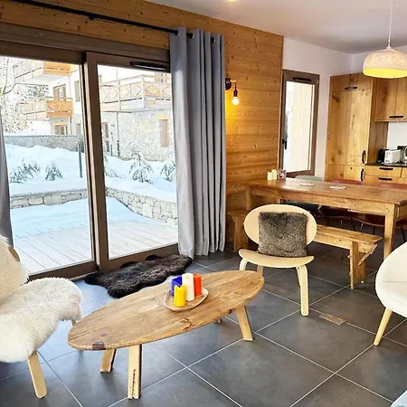Neuf Avec Terrasse Et Parking A Champagny-en-vanoise - Fr-1-638-4 公寓 *