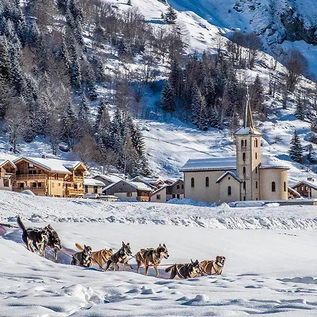 Neuf Avec Terrasse Et Parking A Champagny-en-vanoise - Fr-1-638-4